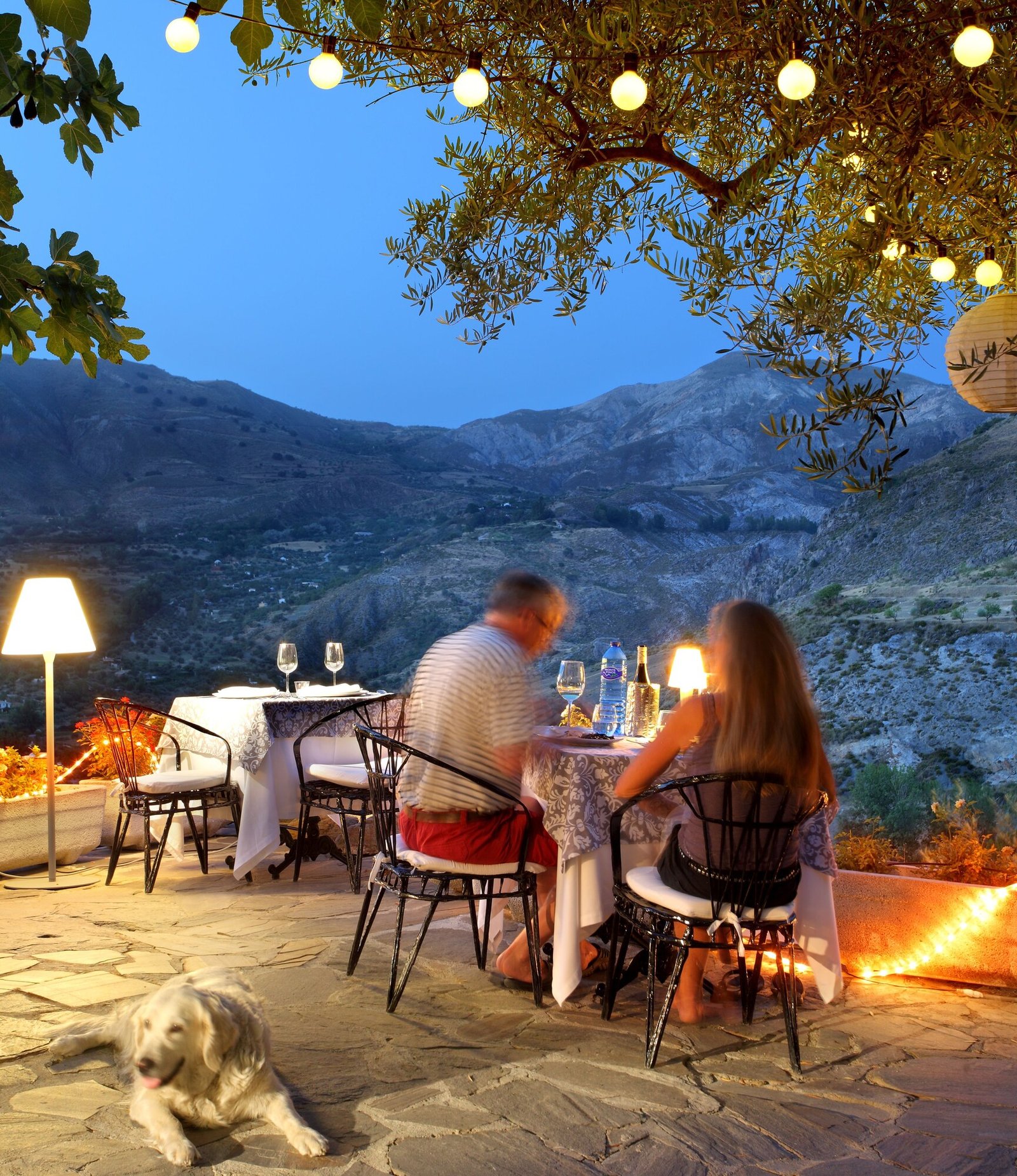 Hotel La Almunia del Valle, eat & drink