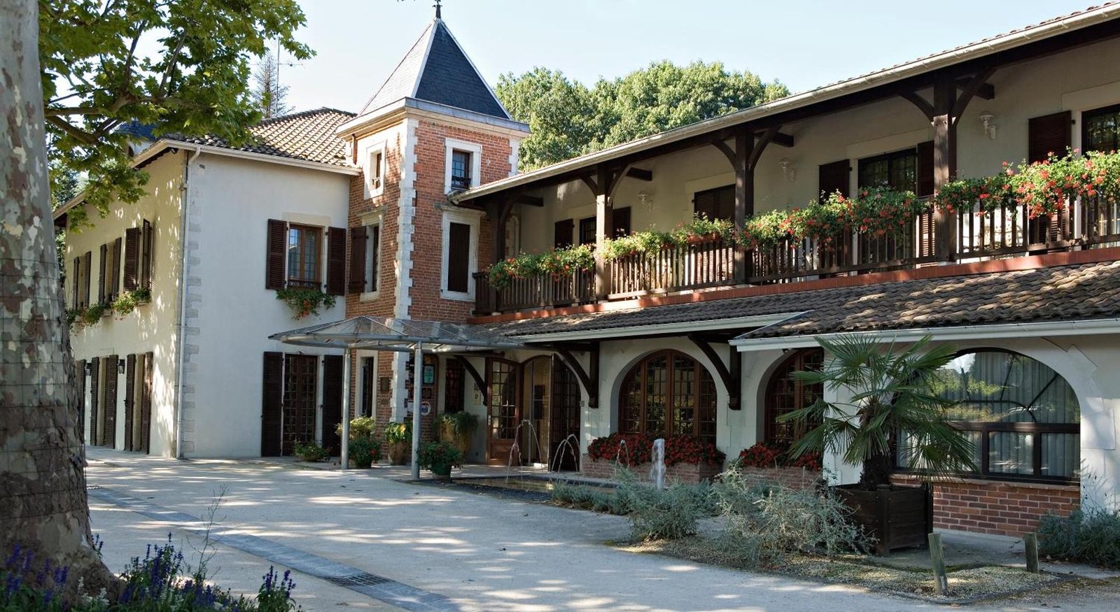 Relais De La Poste, how it began