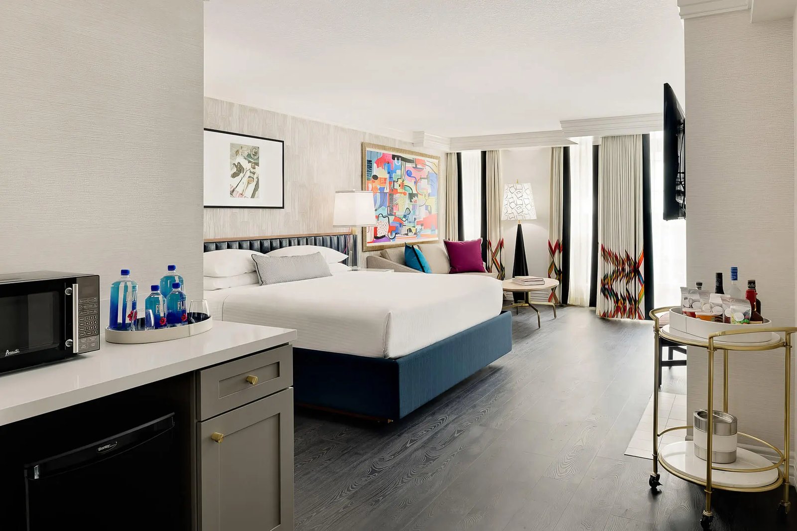 Le Parc at Melrose — rooms