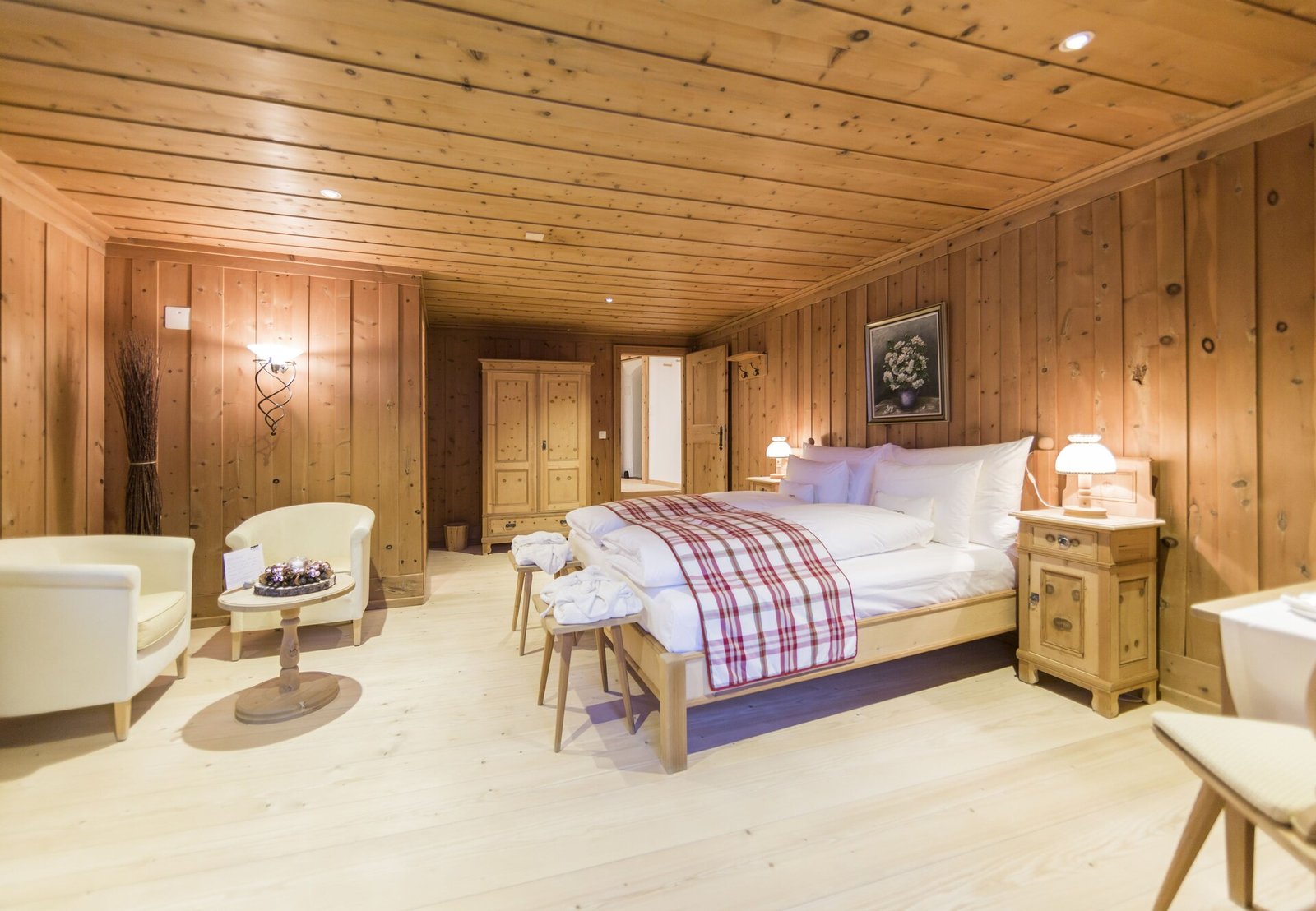 IN LAIN Hotel Cadonau, rooms