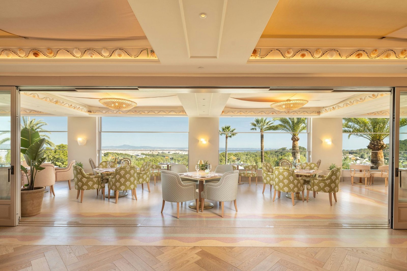Castillo Hotel Son Vida, eat & drink