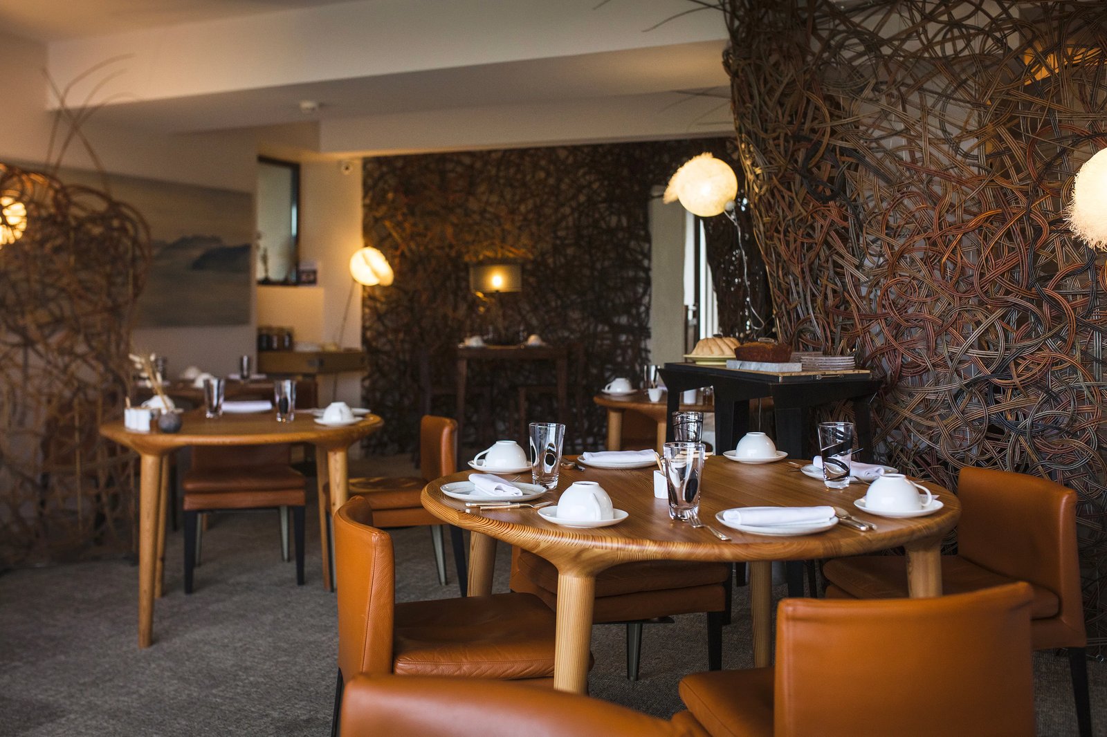 Le Clos Des Sens, at the table