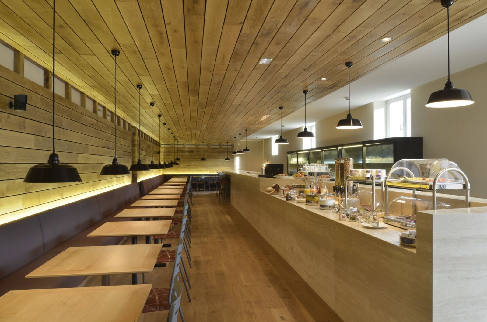Les Haras Hôtel by Stay Collection, at the table