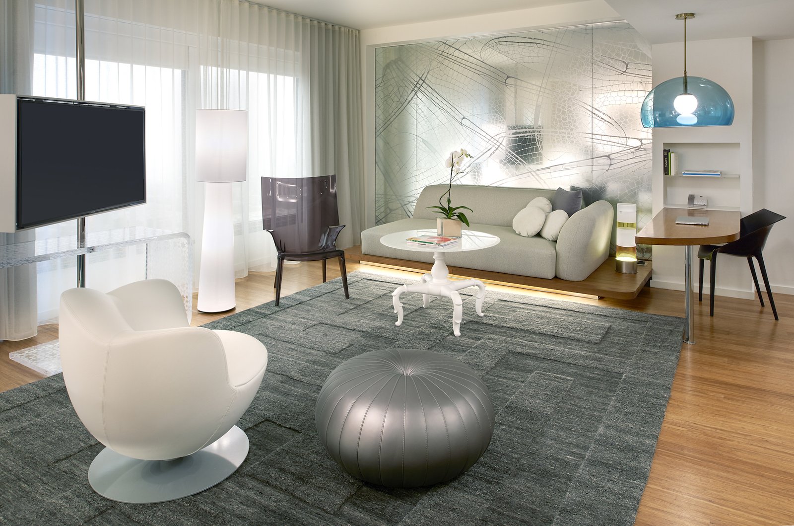 Mondrian Los Angeles — rooms