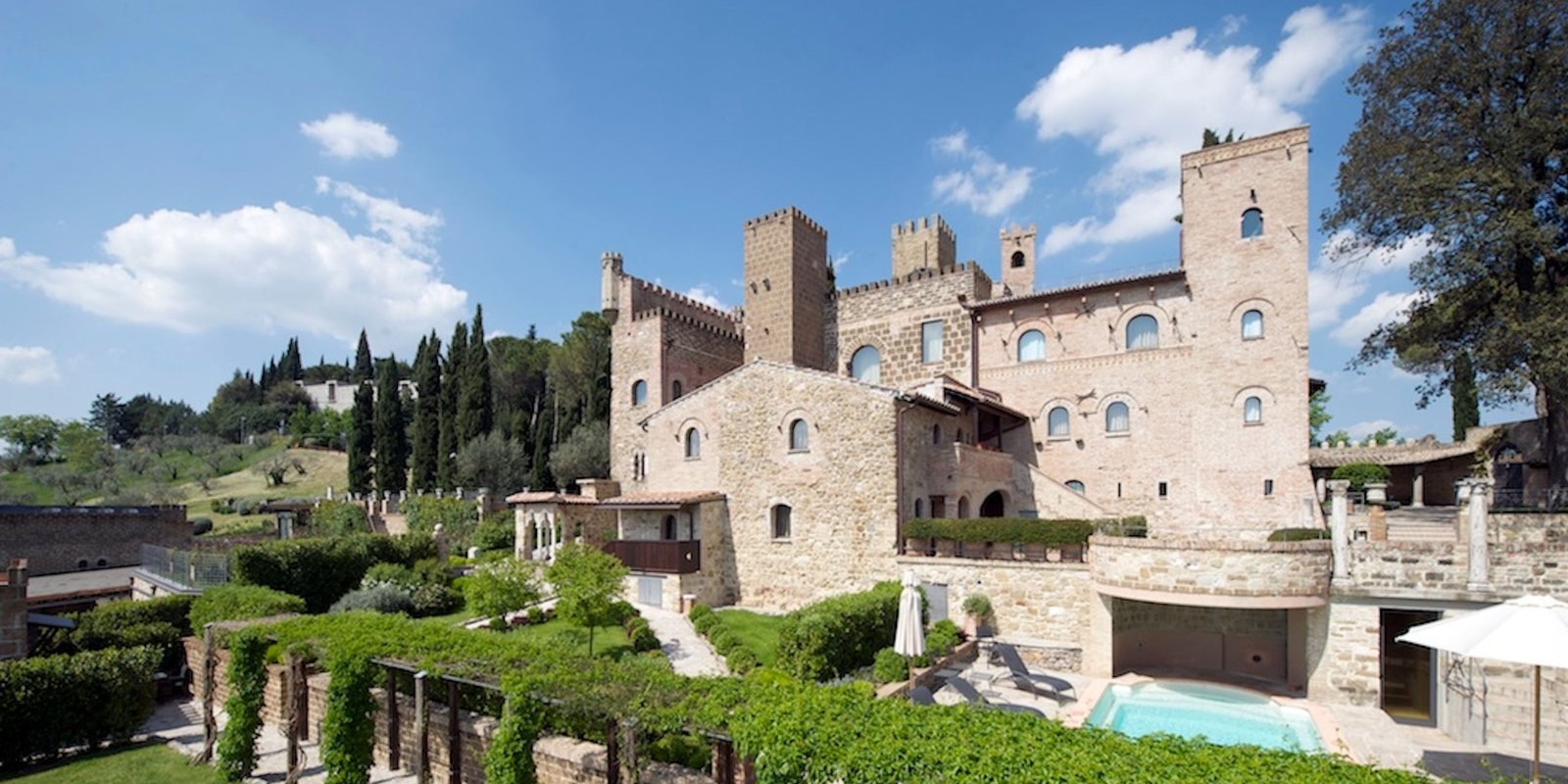 Castello di Monterone, the pool
