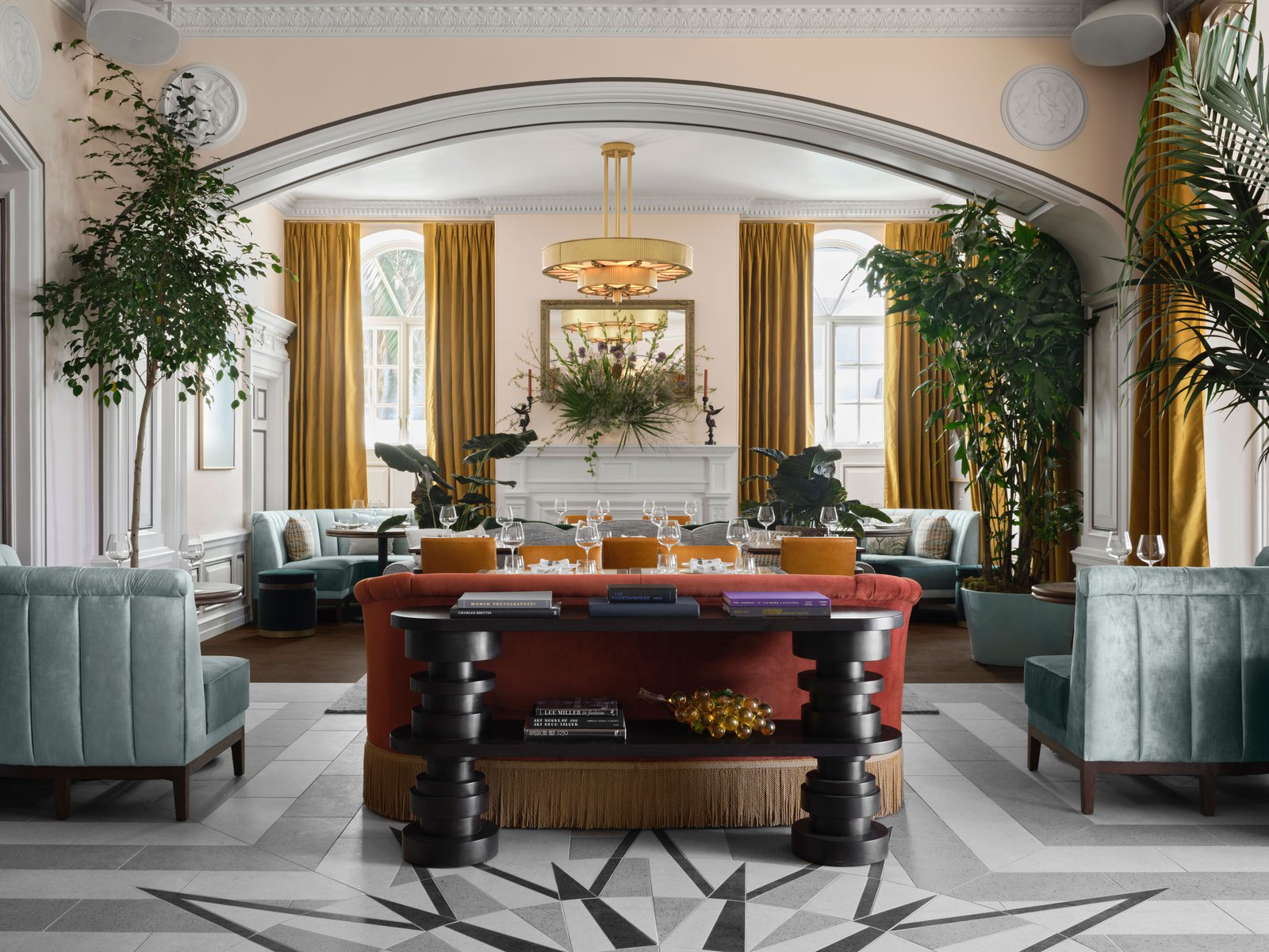 The Georgian Hotel — eat & drink