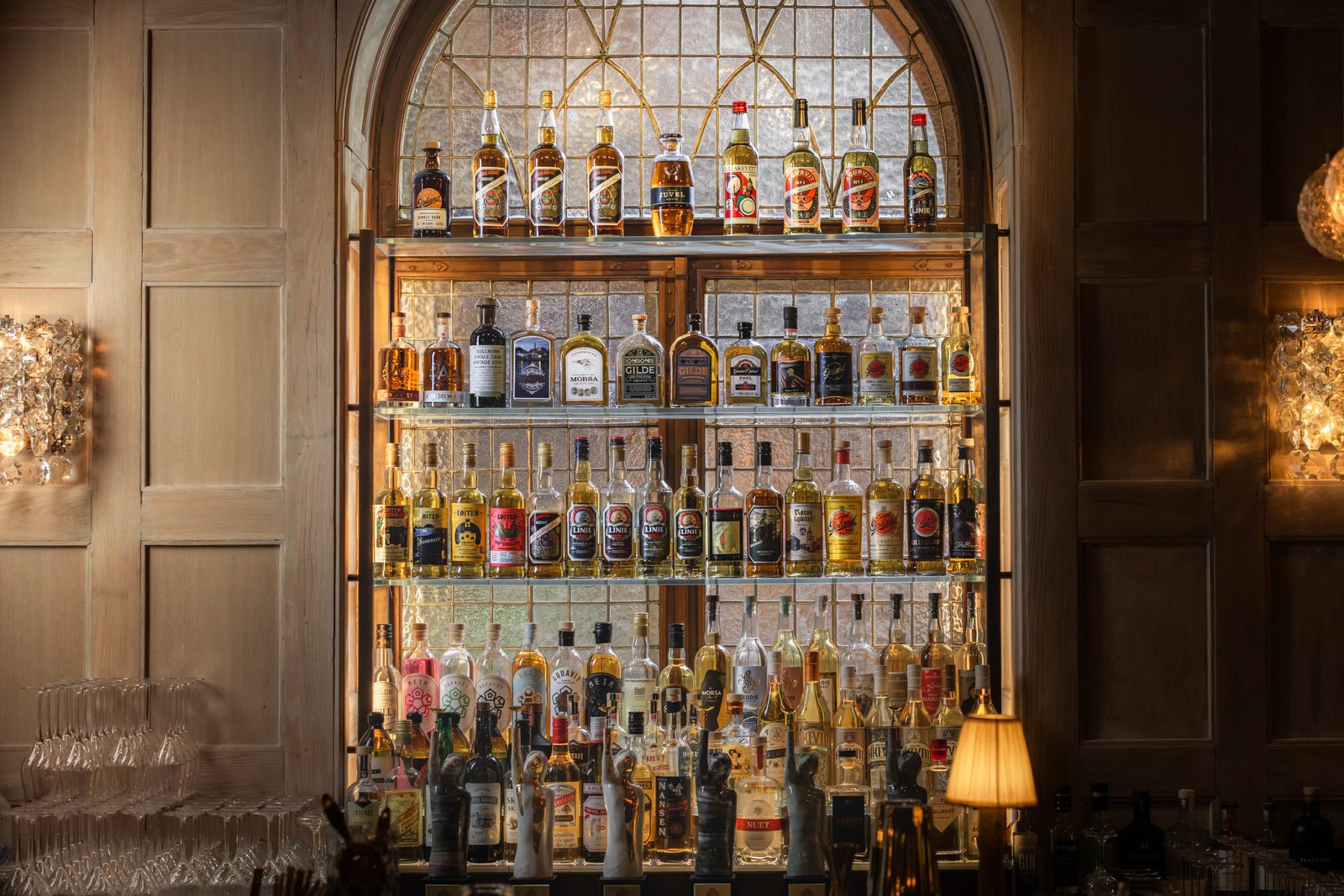 Britannia Hotel, eat & drink