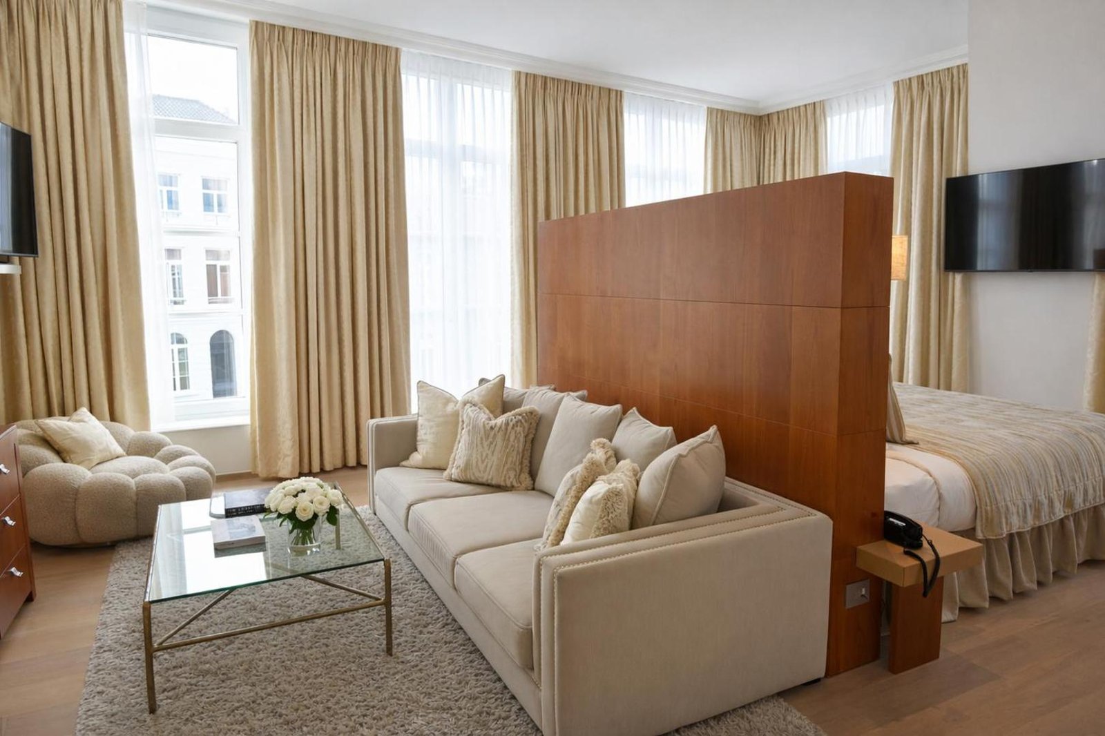 Hotel Van Cleef, rooms