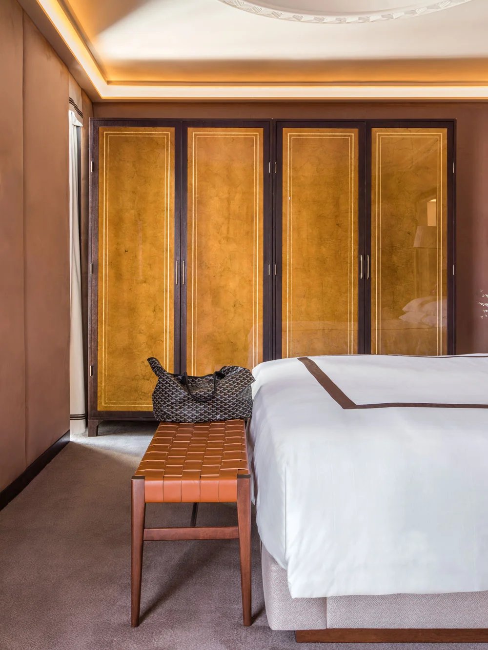 Sunset Tower Hotel — rooms