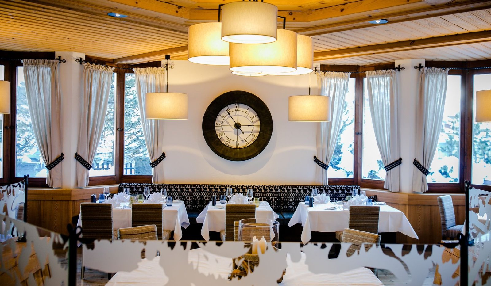 Hotel Piz Buin Klosters, at the table