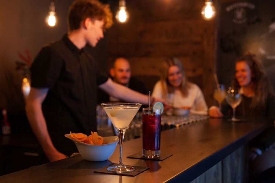 22 Summits Boutique Hotel, eat & drink