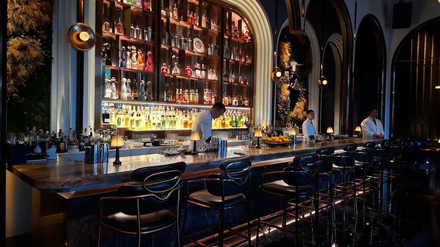 Four Seasons Hotel Bangkok at Chao Phraya River — eat & drink