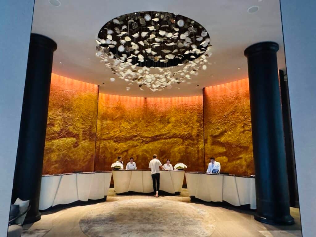 Four Seasons Hotel Bangkok at Chao Phraya River — eat & drink
