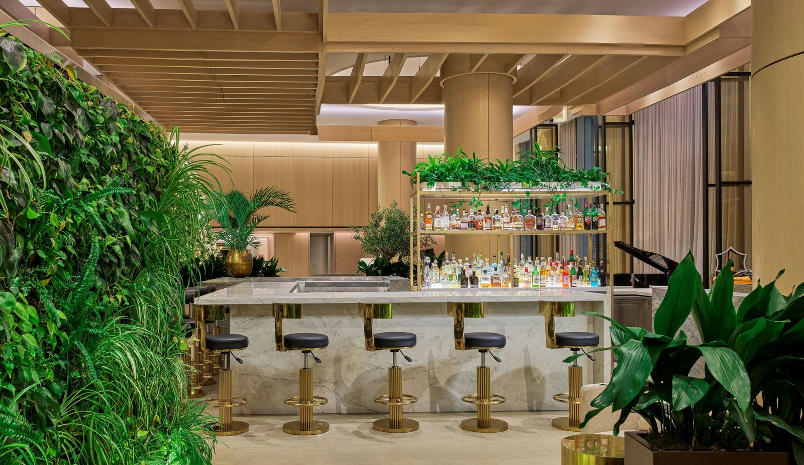 Fairmont Century Plaza — eat & drink