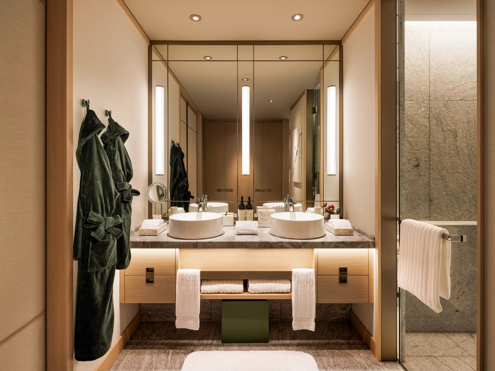 Fairmont Century Plaza — rooms