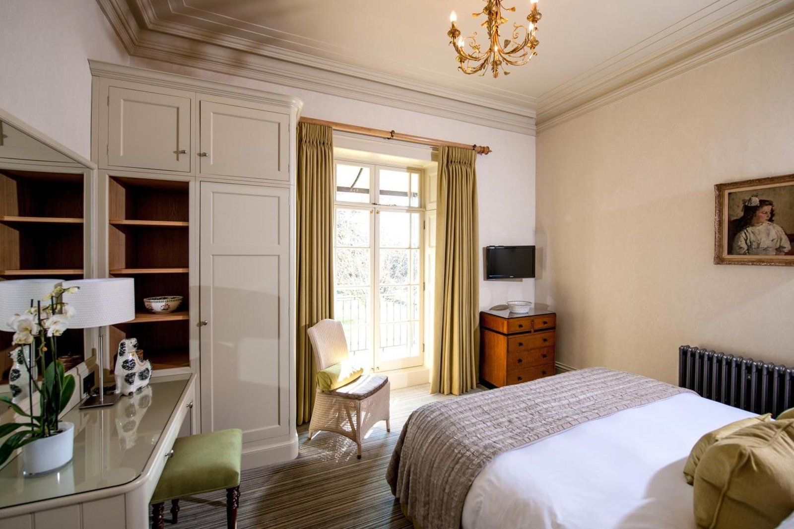 The Bath Priory, rooms