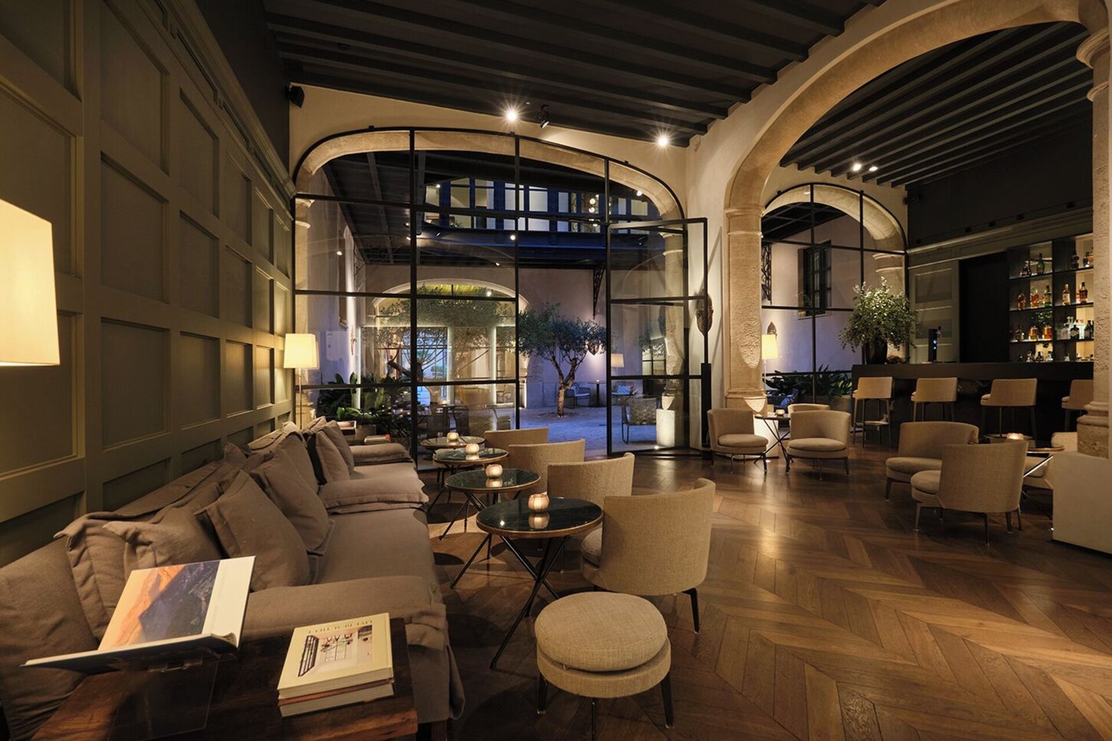 Sant Francesc Hotel Singular, eat & drink