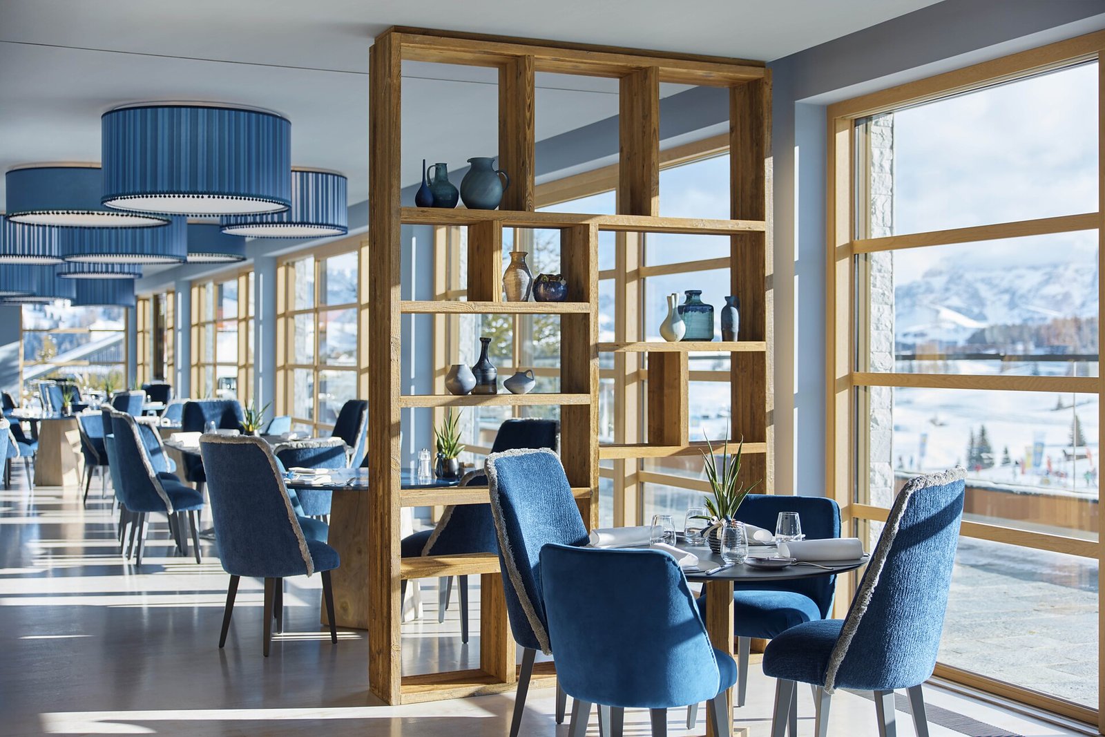 COMO Alpina Dolomites, at the table