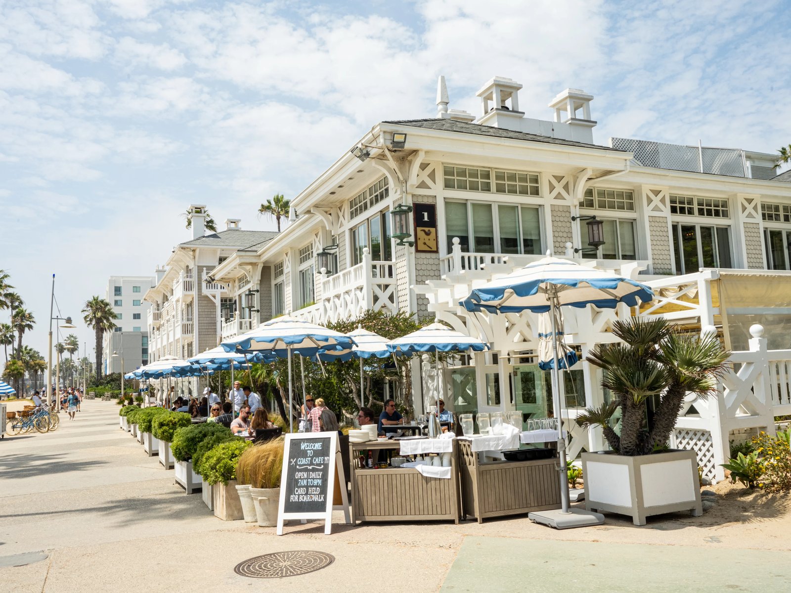 Shutters on the Beach — eat & drink