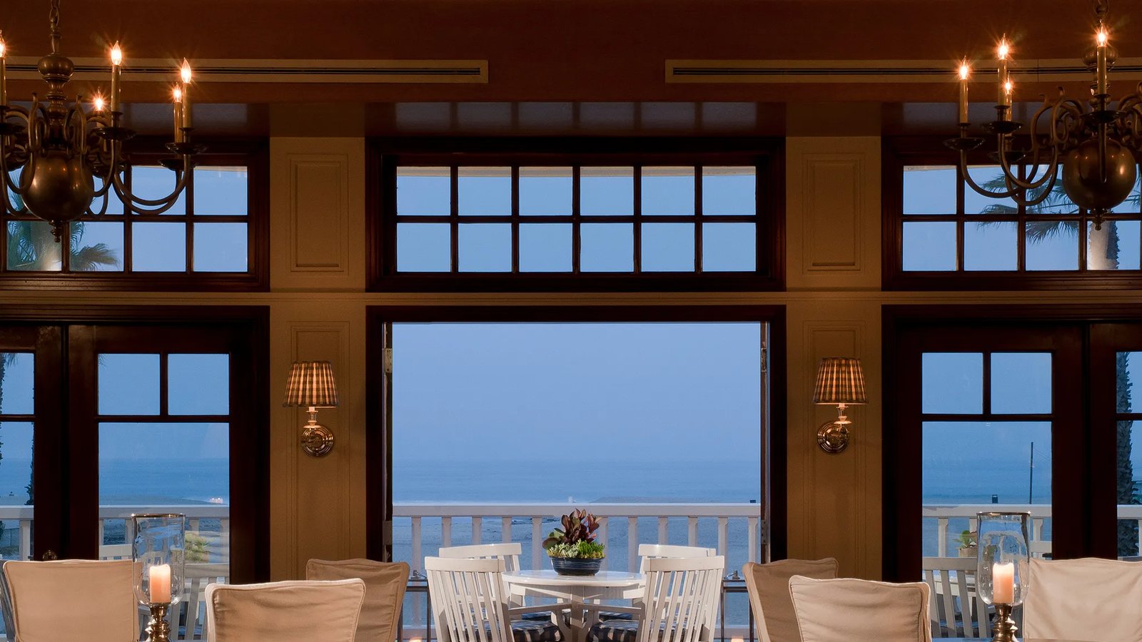 Shutters on the Beach — eat & drink