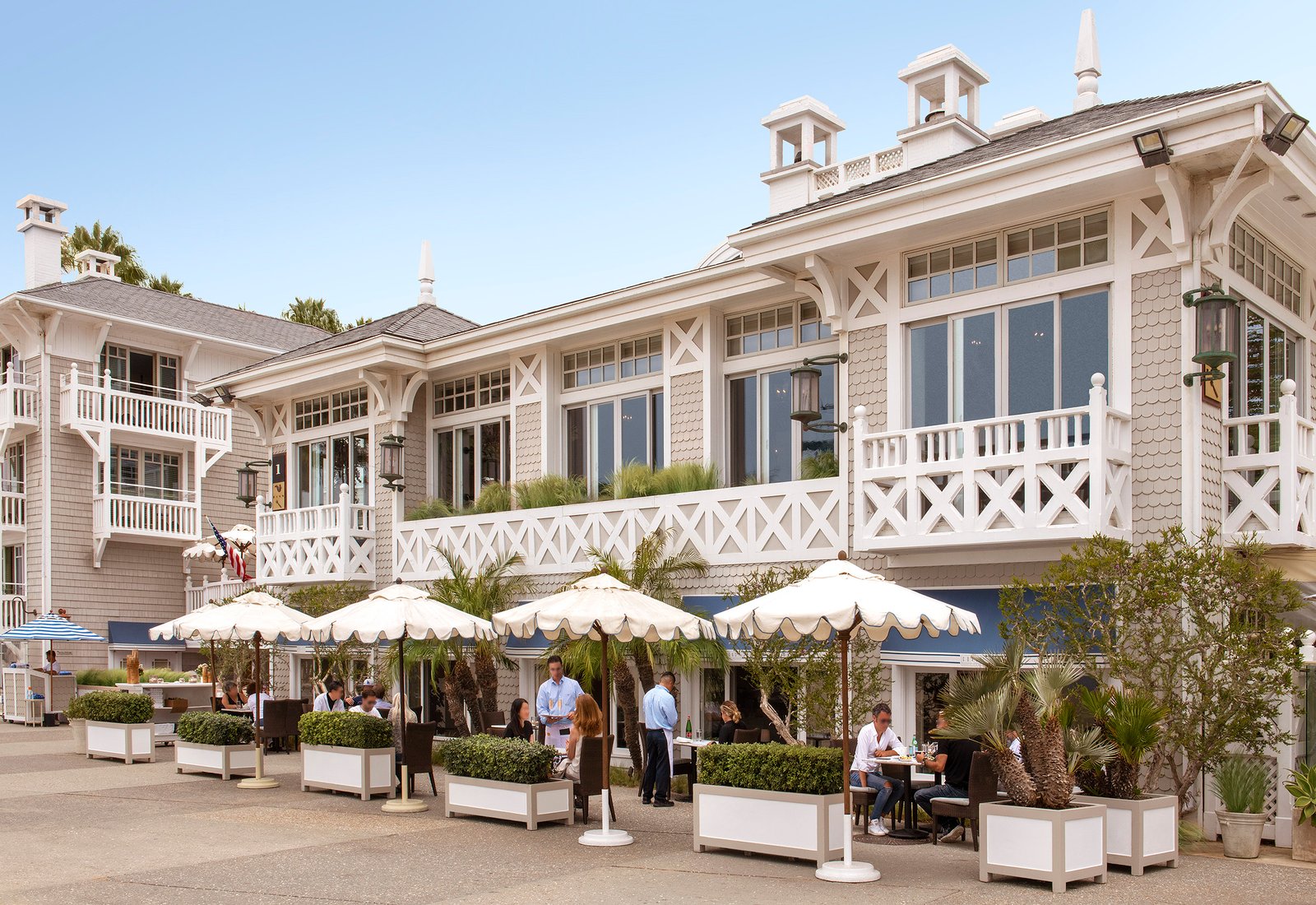 Shutters on the Beach, coast beach café and bar
