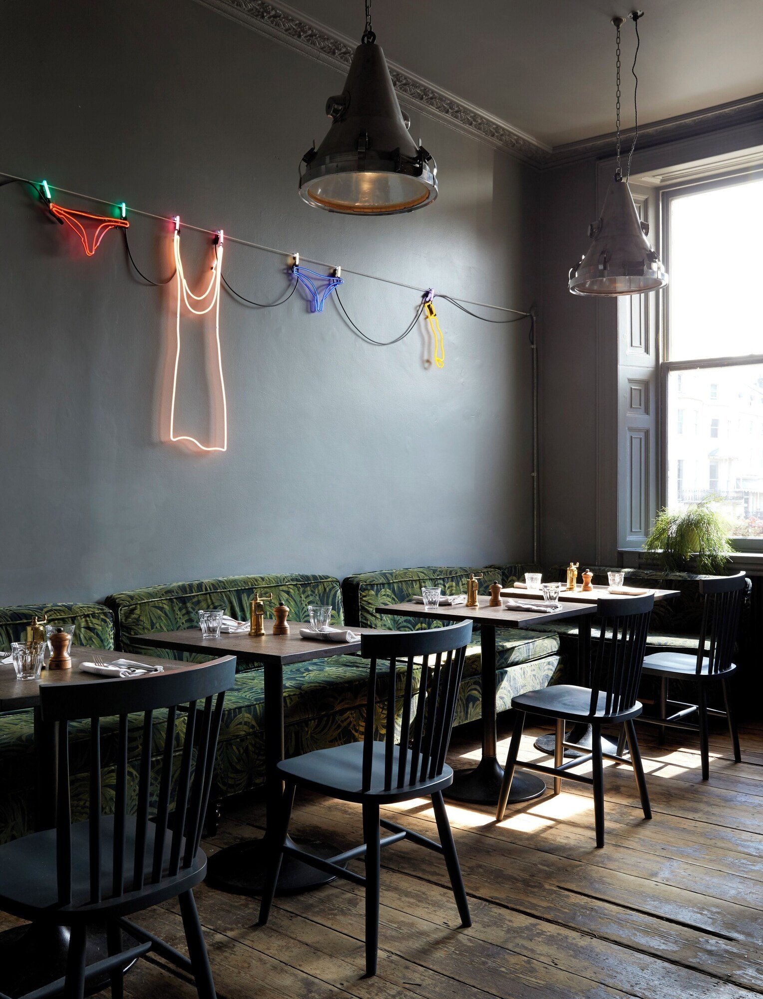 Artist Residence Brighton, eat & drink