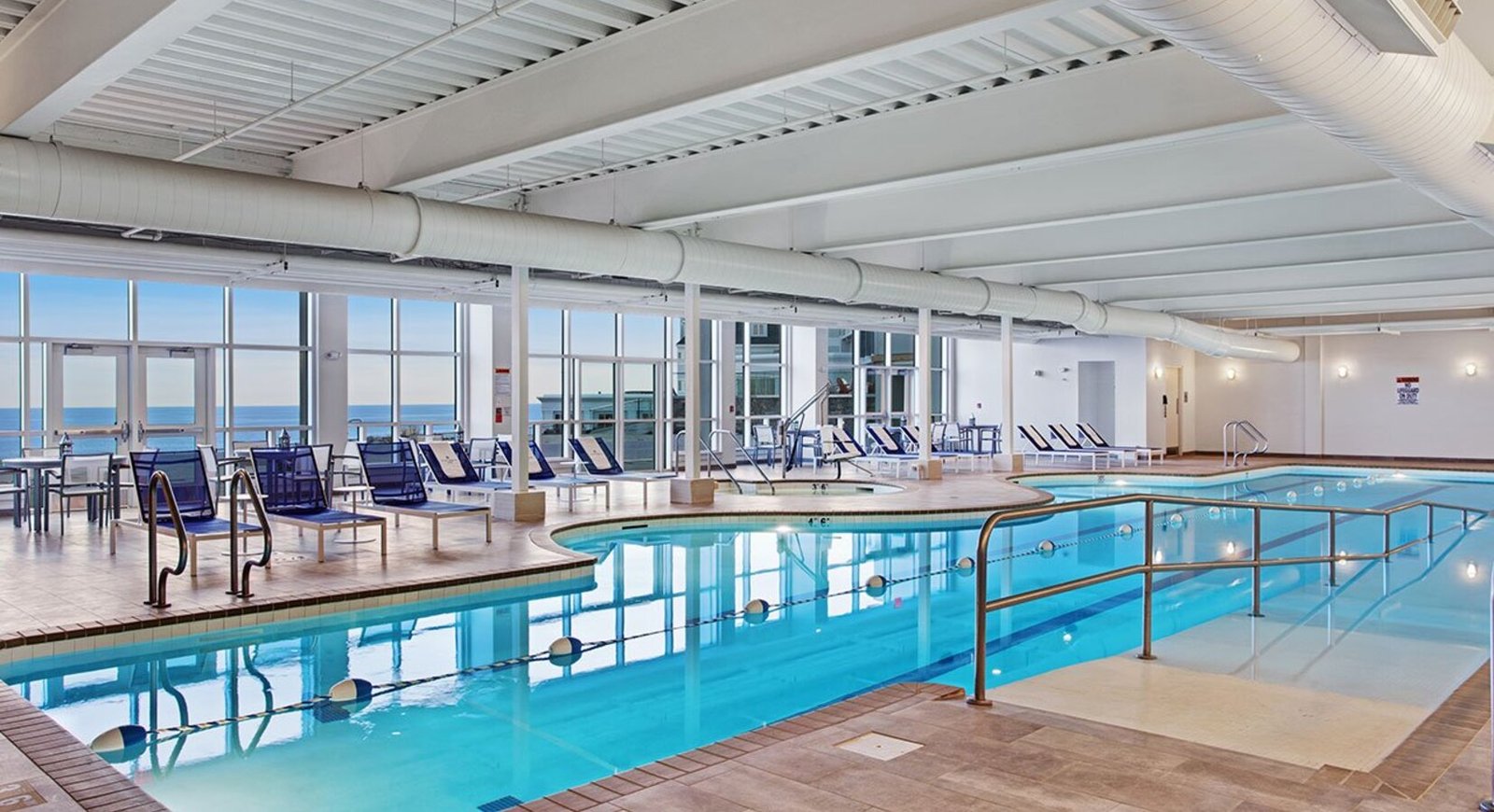 Cliff House Maine, the pool