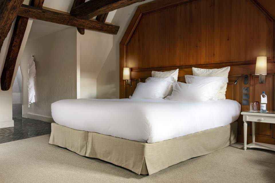 La Maison des Têtes, rooms