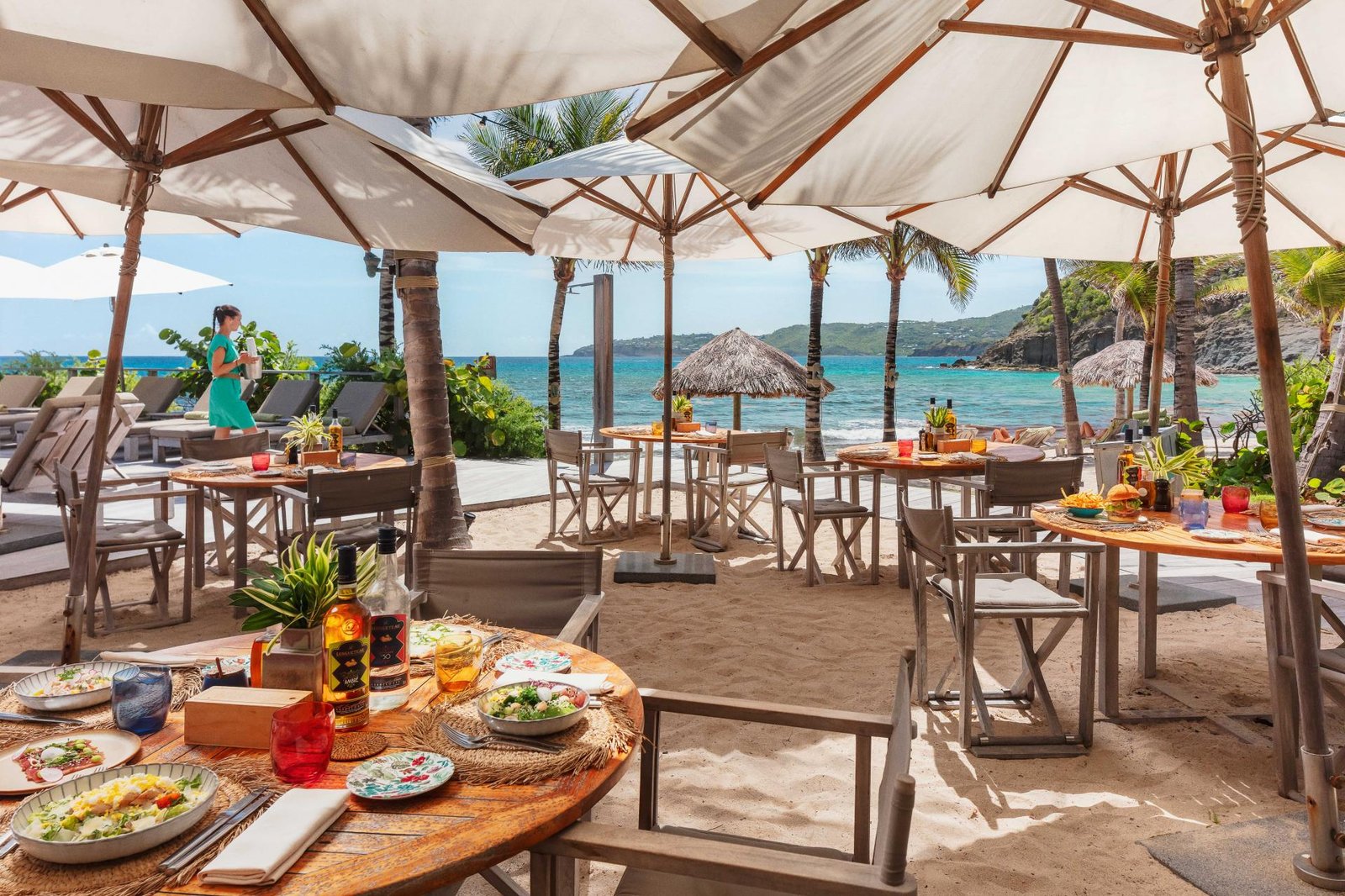 Hotel Manapany, the rockies & sandy beach restaurant