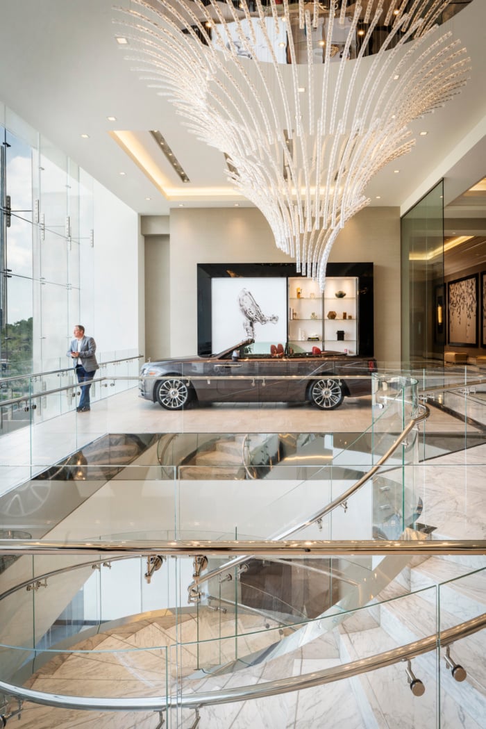 The Post Oak Hotel at Uptown Houston, vibe
