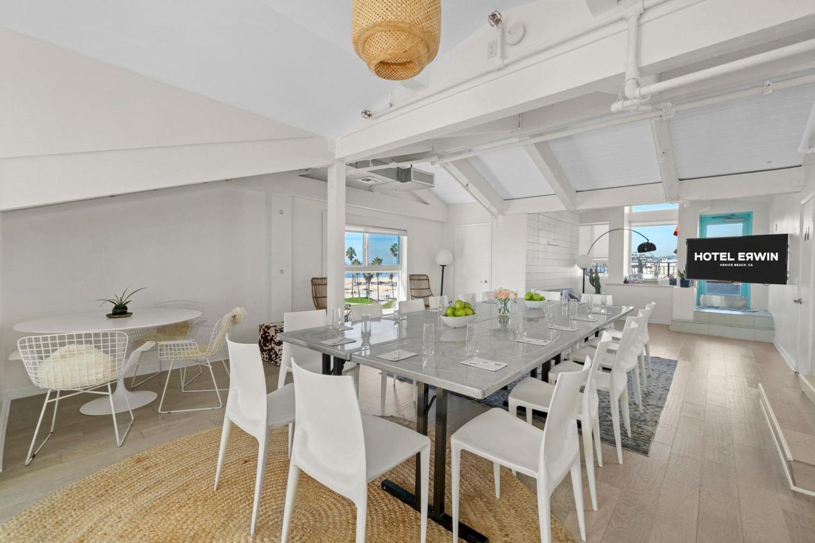 Hotel Erwin — eat & drink