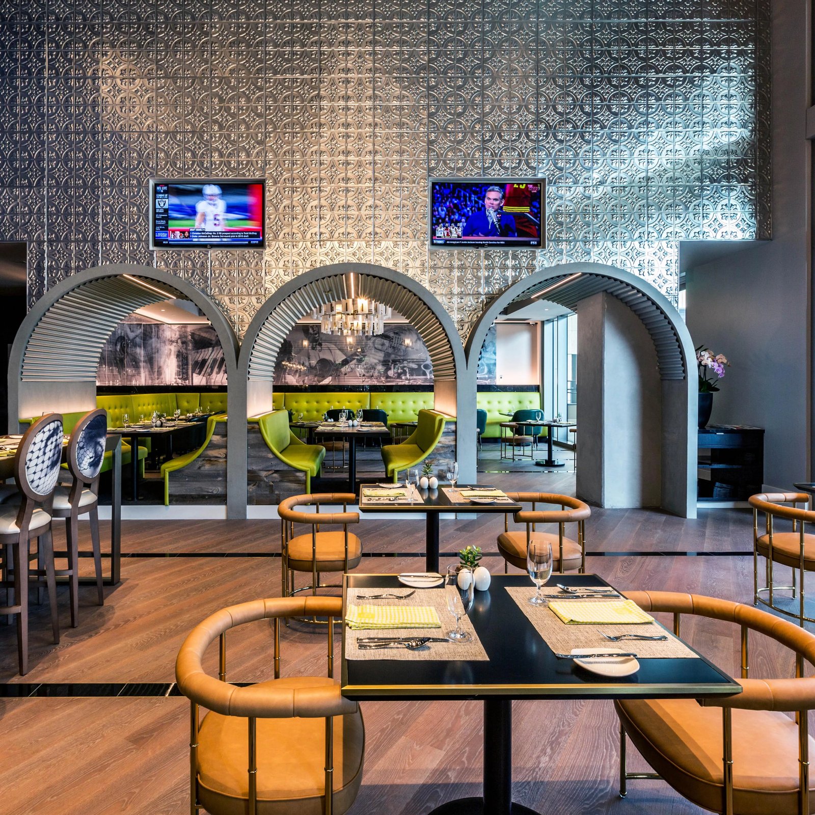 Hotel Indigo Los Angeles Downtown — eat & drink