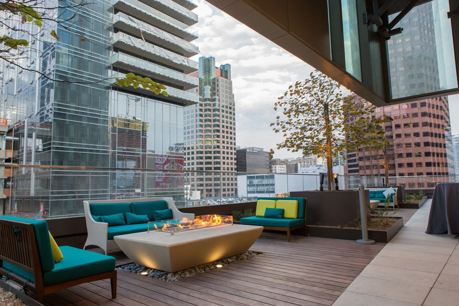 Hotel Indigo Los Angeles Downtown — vibe