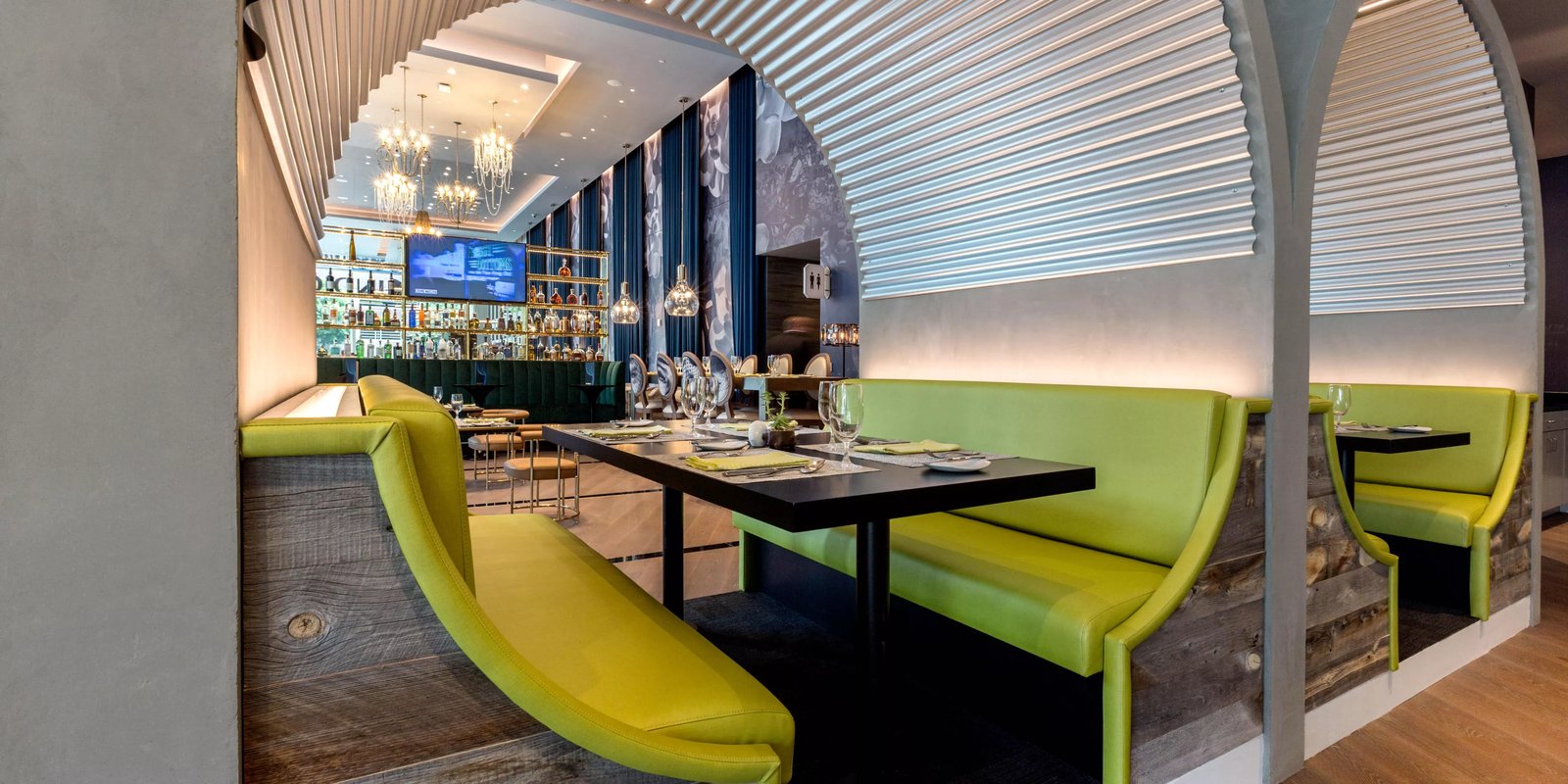 Hotel Indigo Los Angeles Downtown — eat & drink