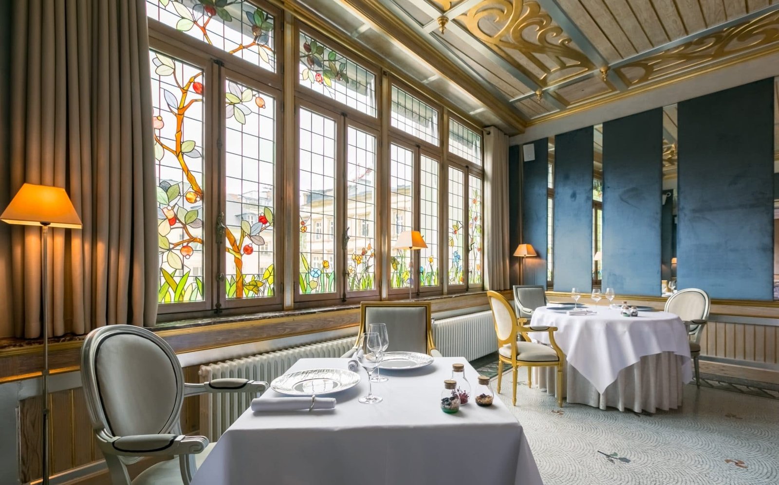 Hotel Le Place d'Armes, eat & drink