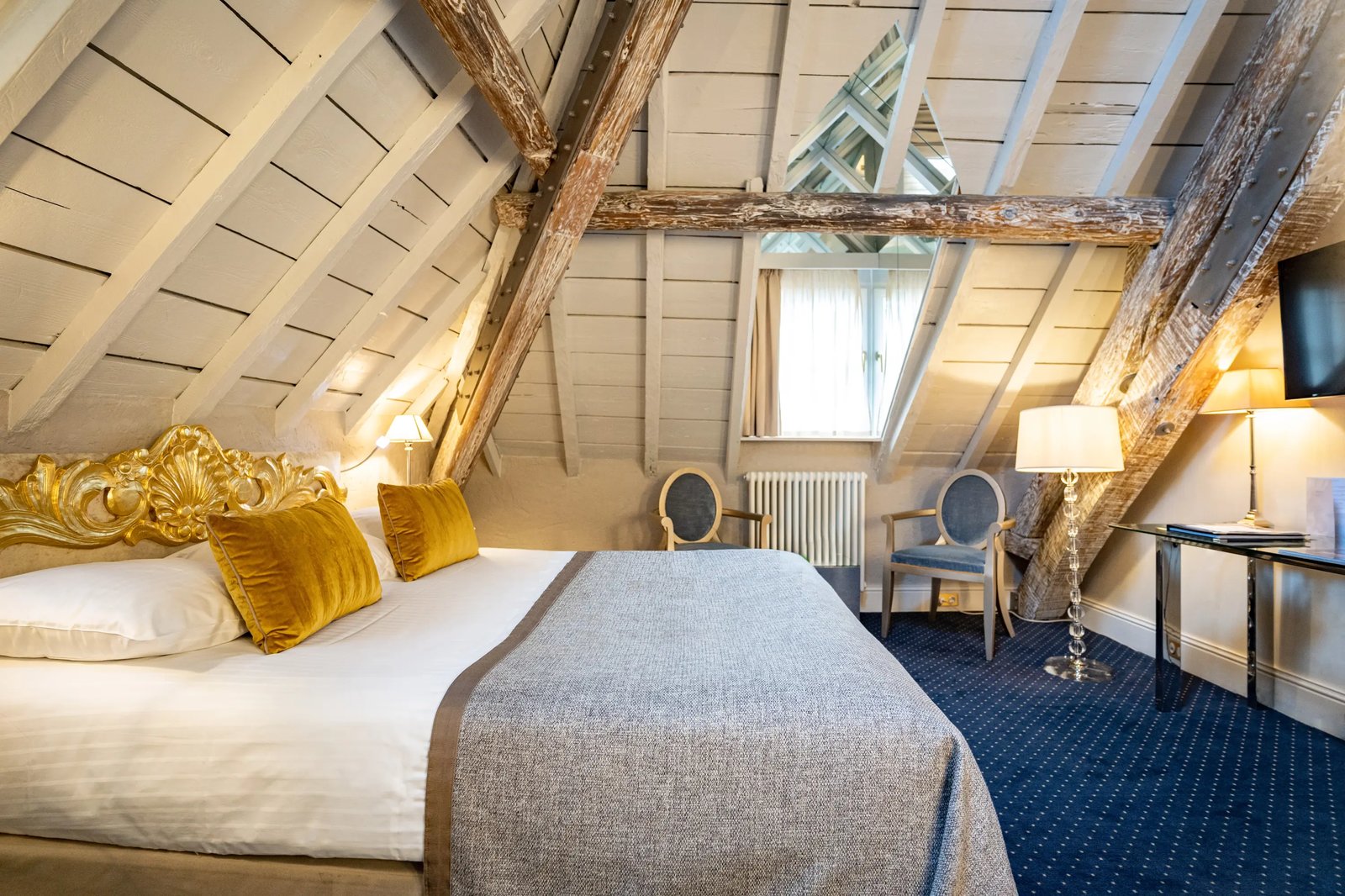 Hotel Le Place d'Armes, rooms