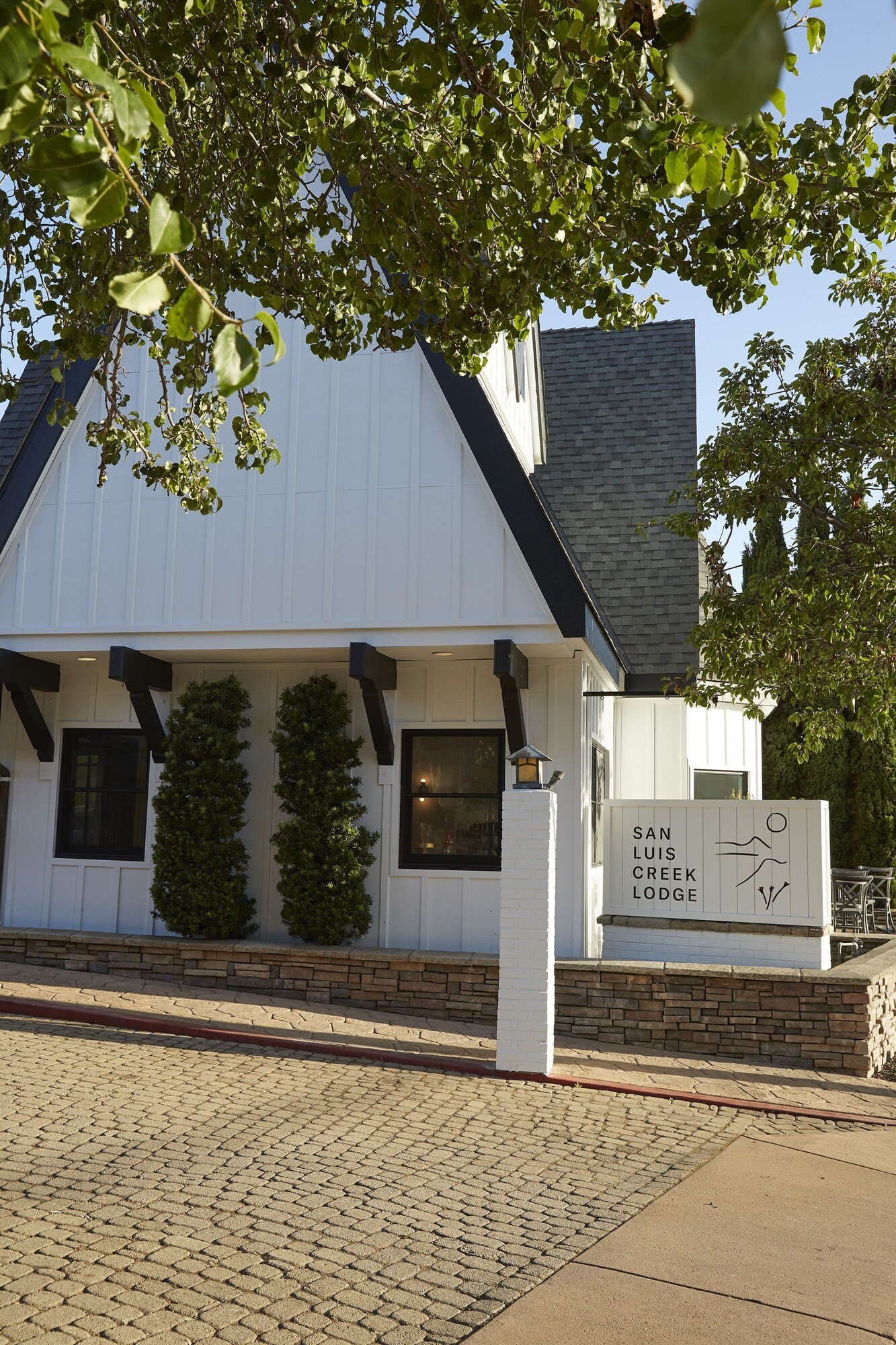 San Luis Creek Lodge, backstory
