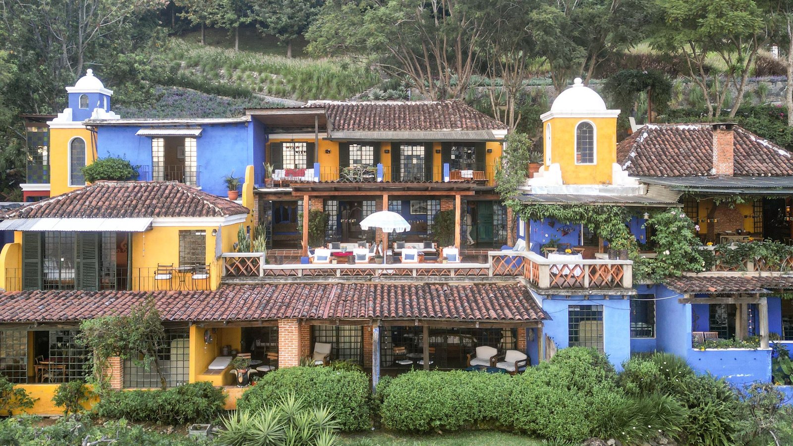 Casa Palopó, backstory
