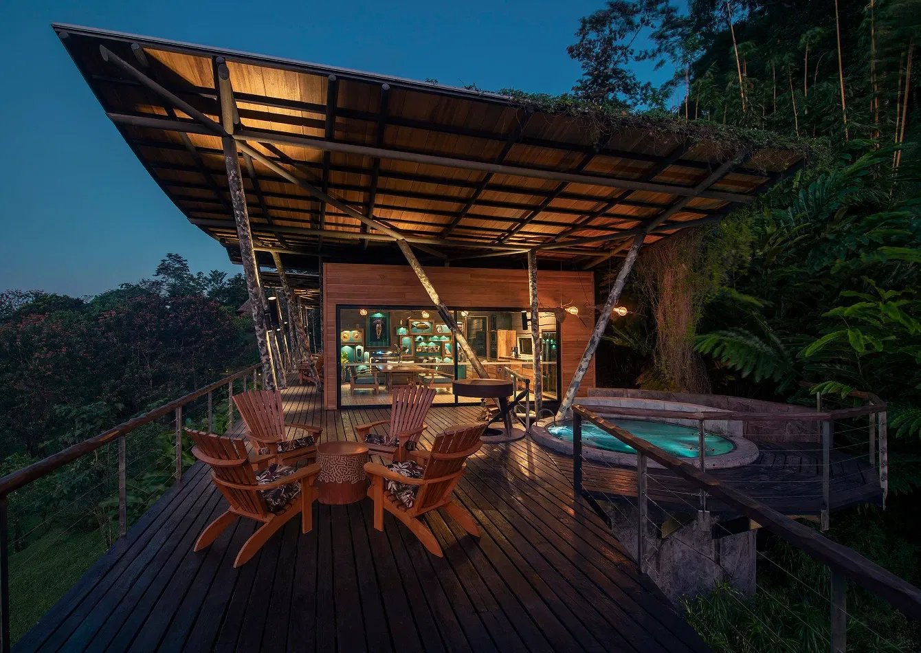 Origins Luxury Lodge (Floral), vibe