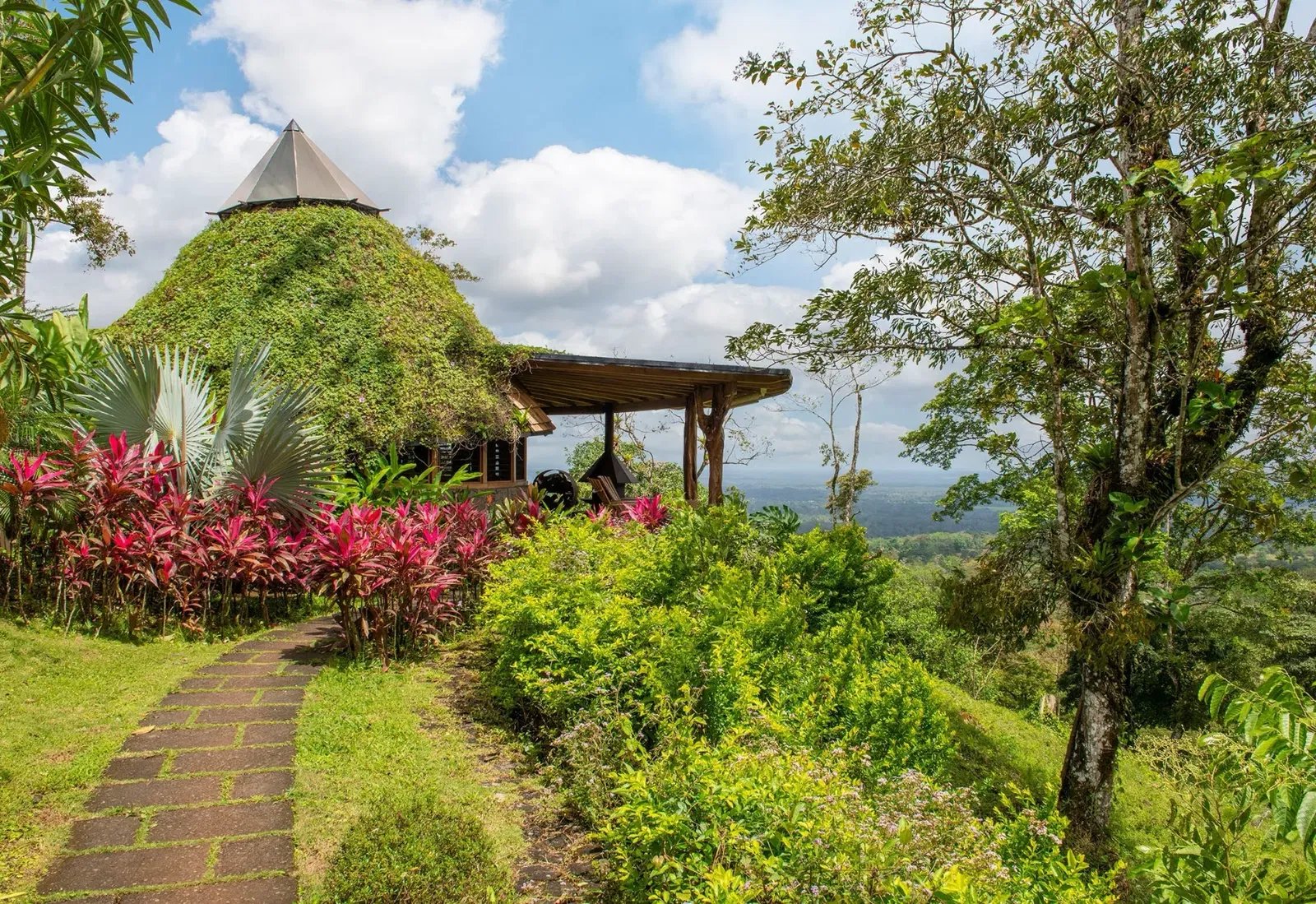 Origins Luxury Lodge (Floral), backstory