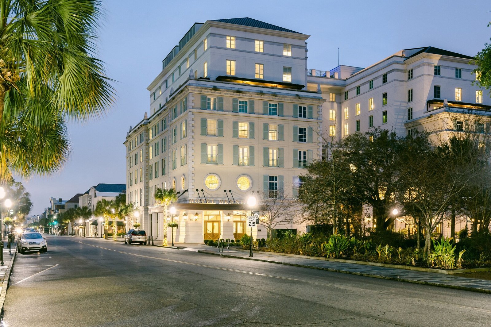 Hotel Bennett, backstory