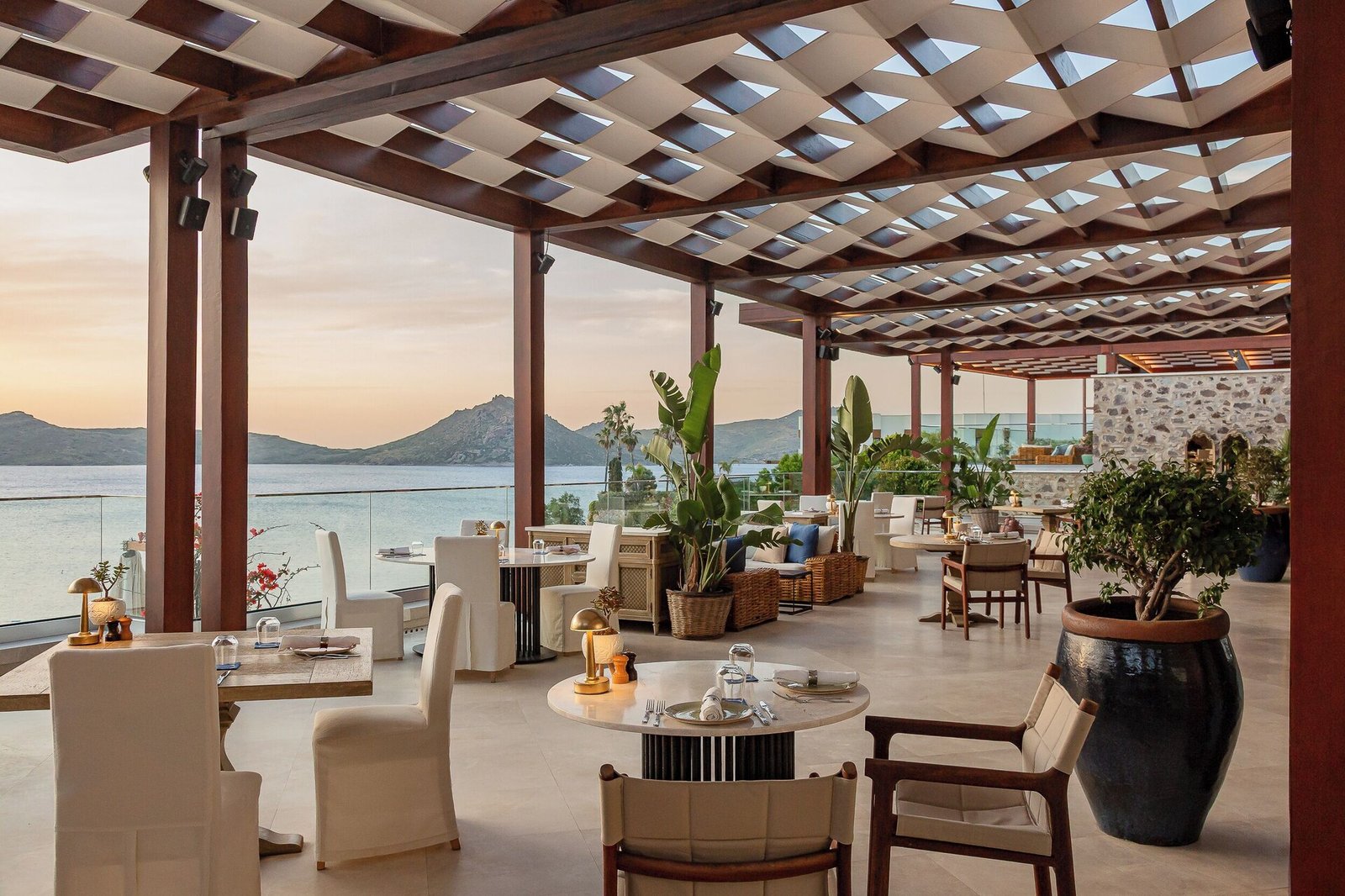 Allium Bodrum Resort & SPA, at the table