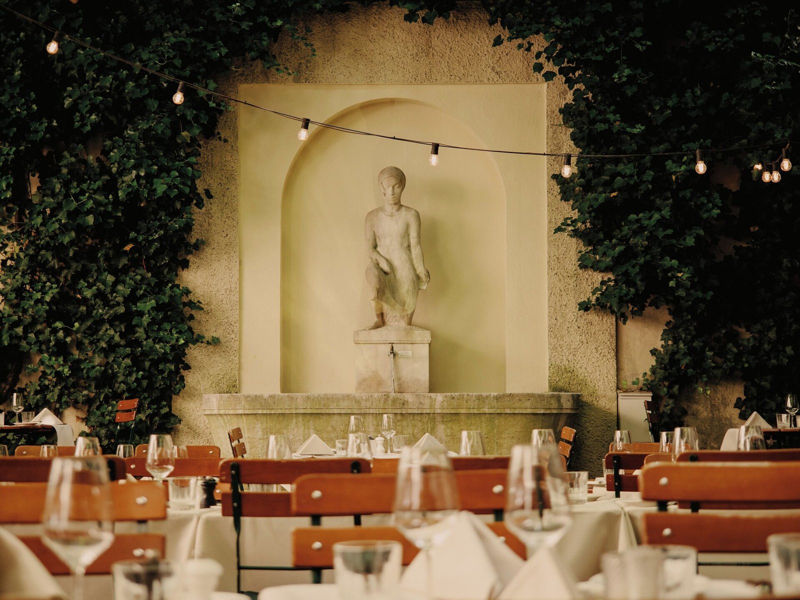 Volkshaus Basel, eat & drink