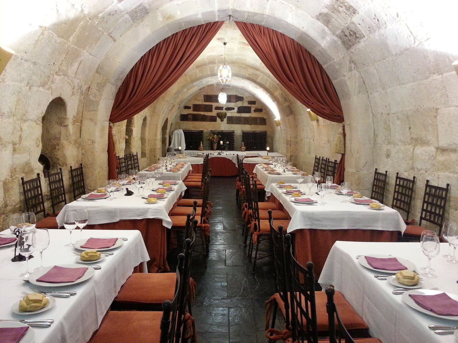 Castillo del Buen Amor, eat & drink