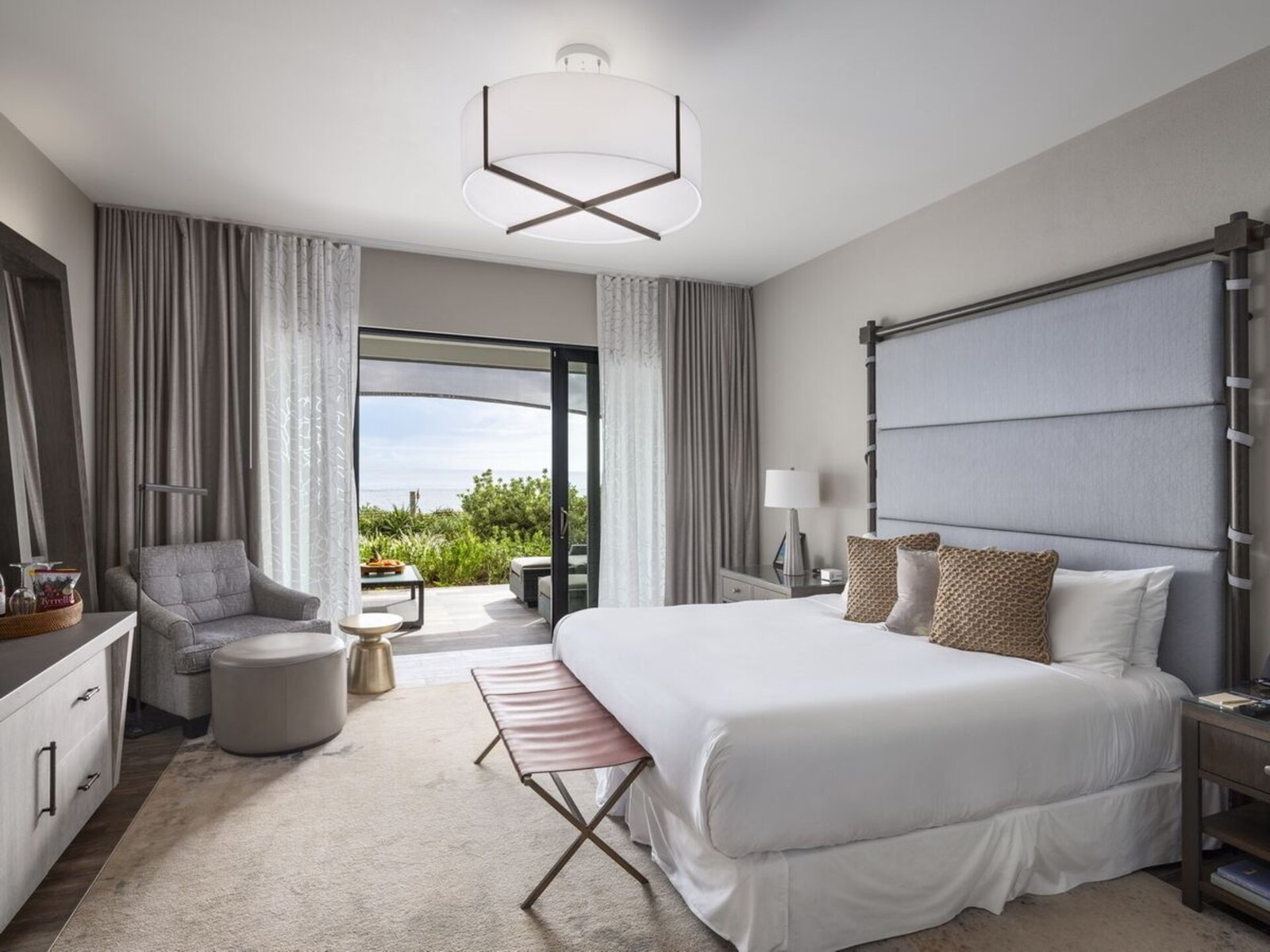 The Loren at Pink Beach, rooms
