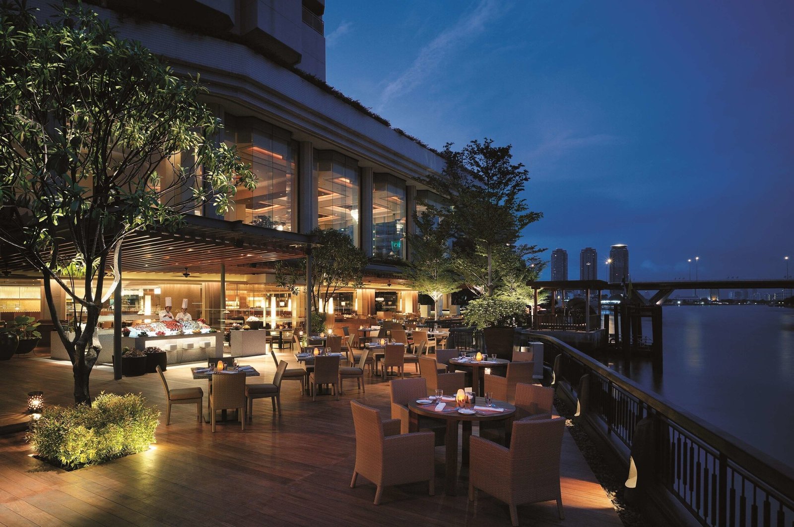 Shangri-La Bangkok Hotel