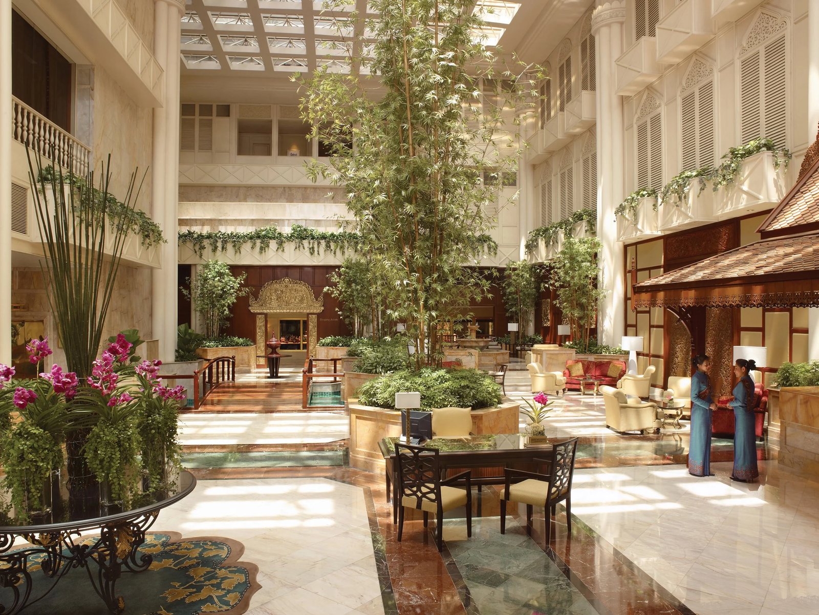 Shangri-La Bangkok Hotel