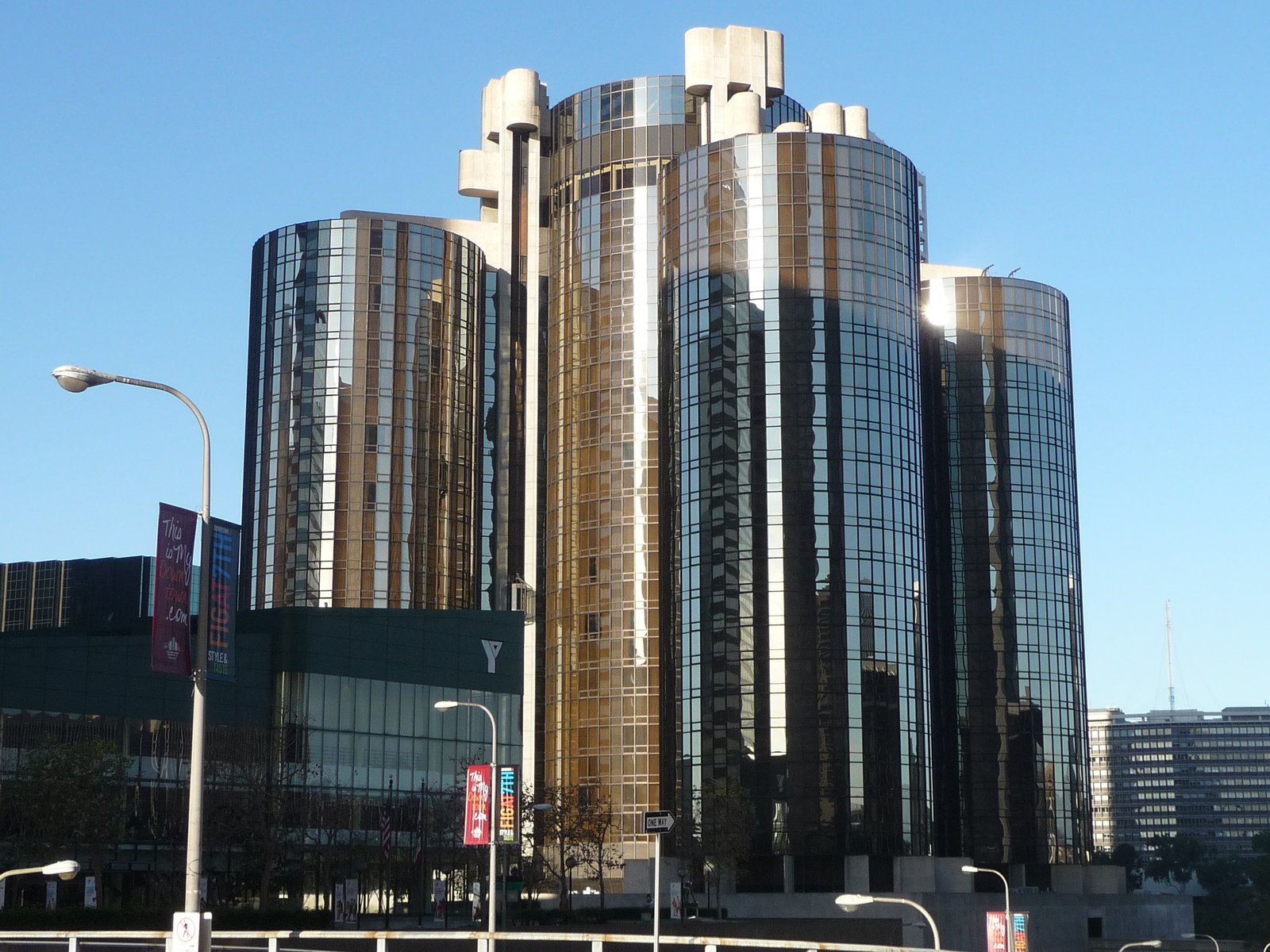 Westin Bonaventure Hotel & Suites — backstory