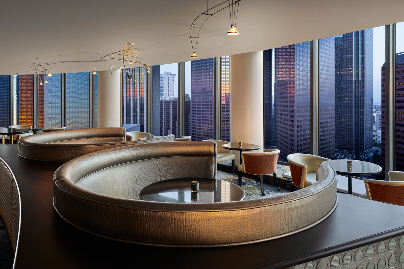Westin Bonaventure Hotel & Suites — eat & drink