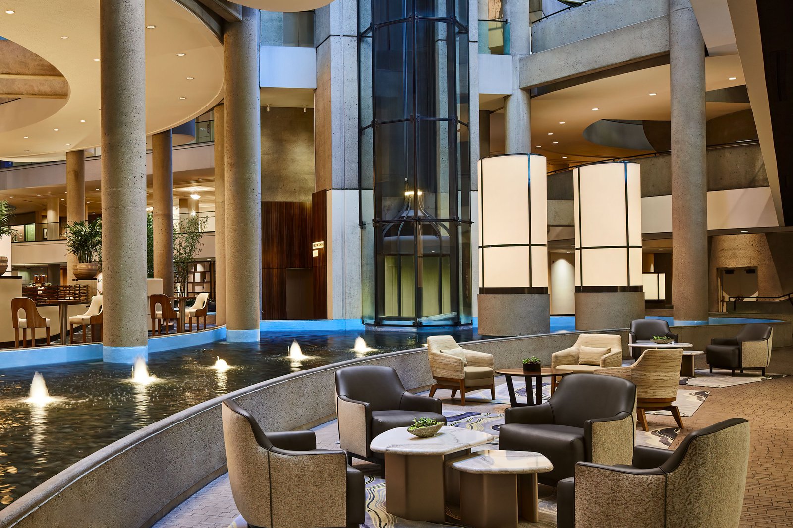 Westin Bonaventure Hotel & Suites — vibe